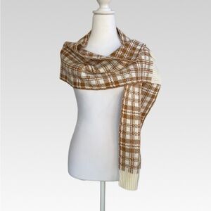 NWT Timberland Checkered Tan and Cream Scarf.